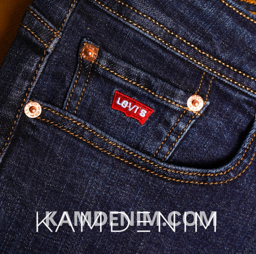 Jeans Lvs Bleu 4100 Coupe Normale