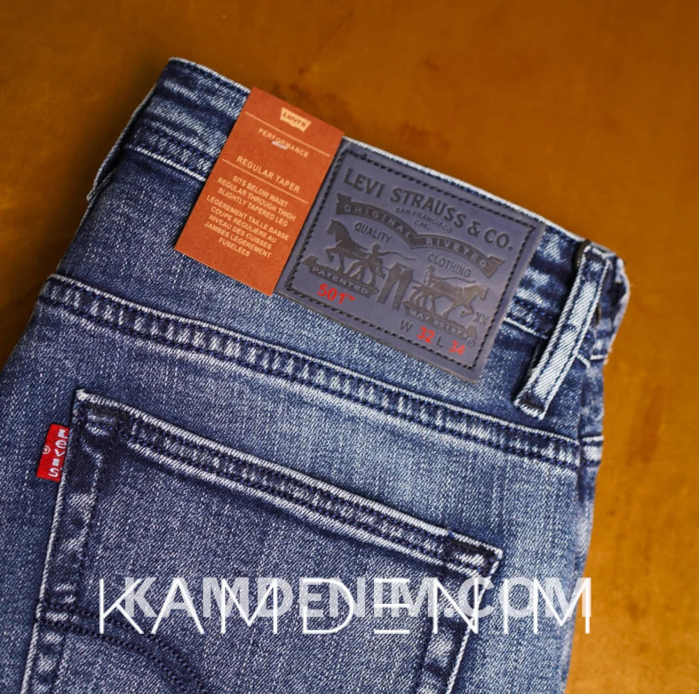 Jeans Lvs Naivy Blue 4104 Coupe Normale